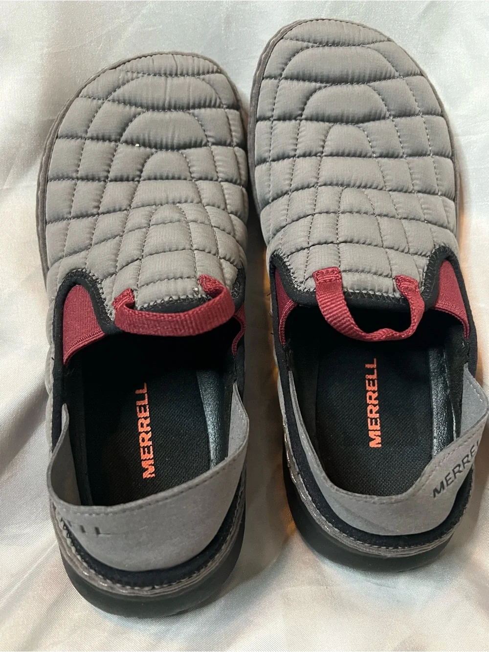 Merrell Men's Hut Moc Quilted Slip-On Shoes - Grey/Red (Size 7)
